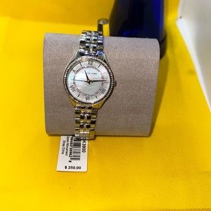 Gorgeous Authentic Michael Kors Watch